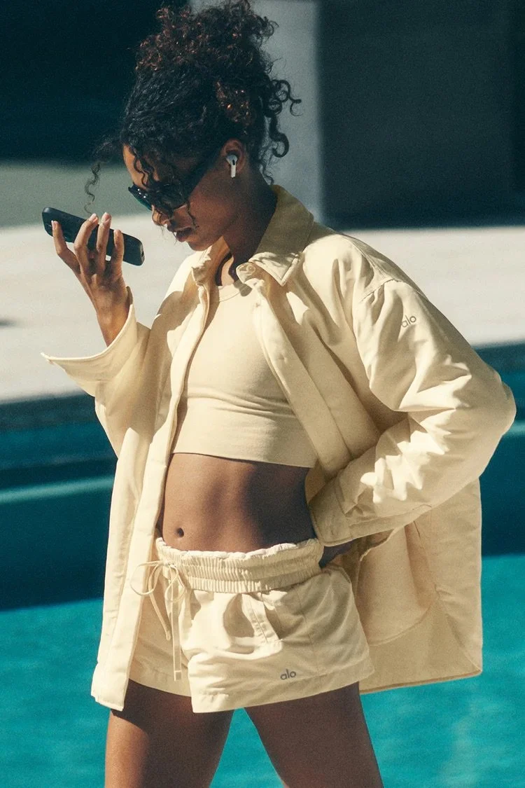 美品 alo yoga ヨガパンツ ベージュ xs 美品 alo yoga ヨガパンツ ベージュ xs 美品 alo yoga ヨガパンツ